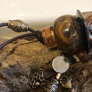 A beautiful necklace